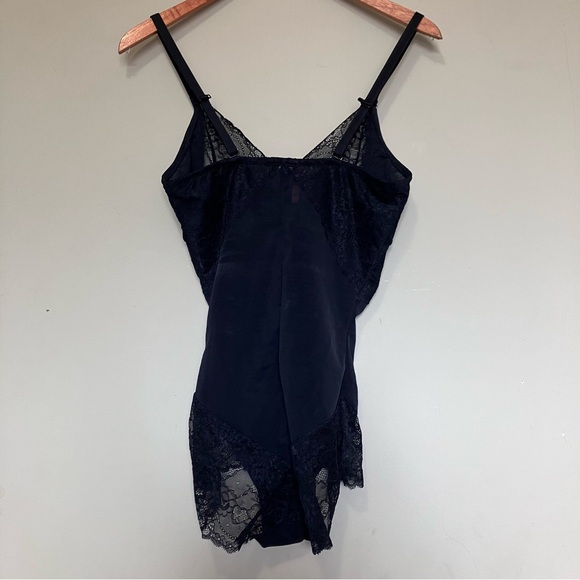 Body Beautiful Lace-Trim Shape Wear Bodysuit Women’s Large - Picture 6 of 13